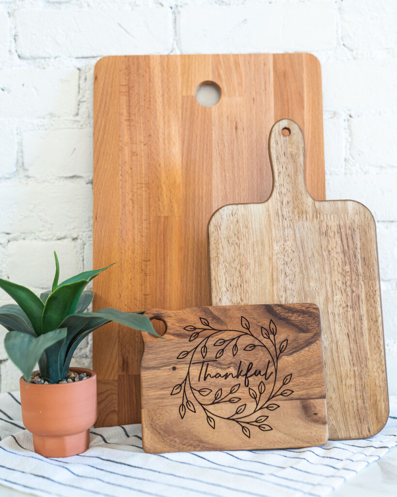 Thankful Cutting Board - Thanksgiving Table Decor